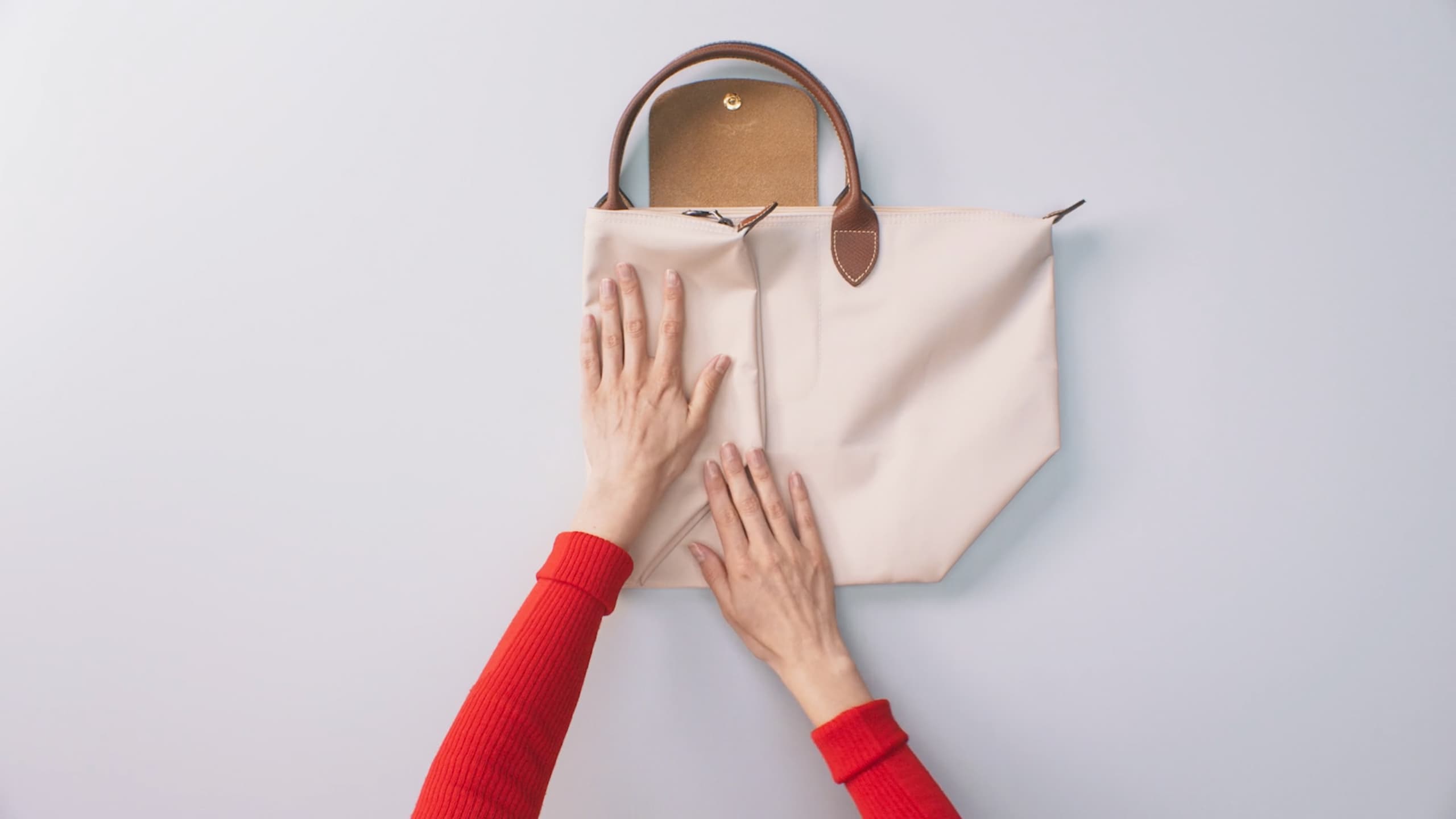 Studio Sander Plug – Longchamp - It is not a bag. It is le Pliage©.